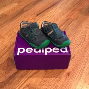 Pediped Grip ‘n Grow Martin Leather Shoes